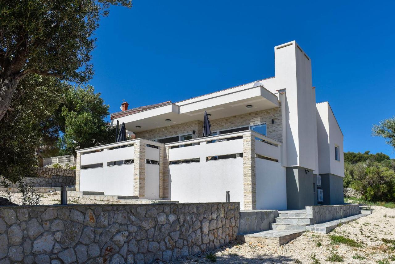 Moderner Bungalow Mit Meerblick Lun  Ngoại thất bức ảnh
